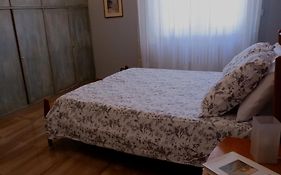 Rosa'S House